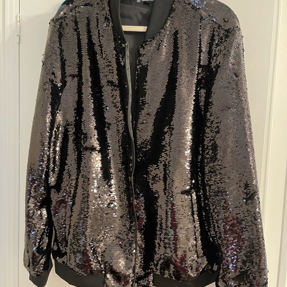 New black sequin jacket never worn original price tag still on it asking $75 - Picture 3 of 5